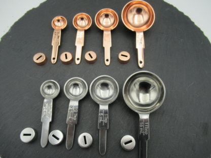Mätskedar i ett set (4 stycken) - rostfritt stål - svarvningsbehovssats